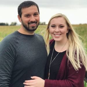 Meet your Posher, Caroline